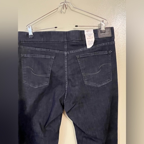 Levis Totally Shaping Pull On Bootcut  Dark Blue Jeans Comfort Stretch 18S NWT - Picture 8 of 13